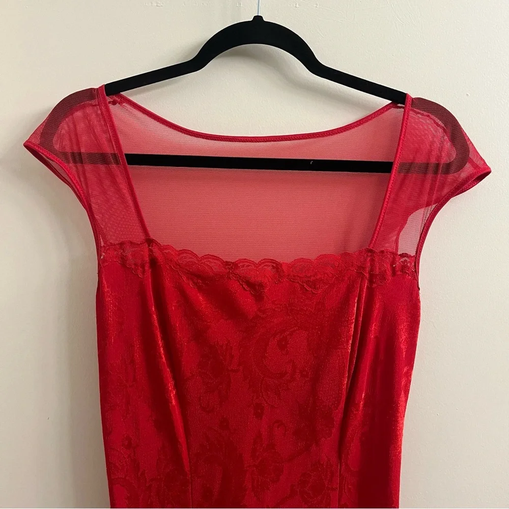 Victoria’s Secret Vintage Gold Label Red Satin Mesh Dress Size Medium - Picture 3 of 9